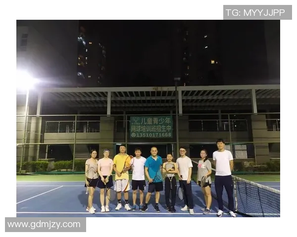 成都网球队与深圳网球队对决赛后分析与节奏掌控的深度探讨 成都网球队与深圳网球队对决赛后分析与节奏掌控的深度探讨