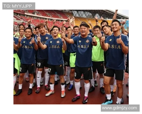 足球明星中的多彩人生与追梦旅程 足球明星中的多彩人生与追梦旅程