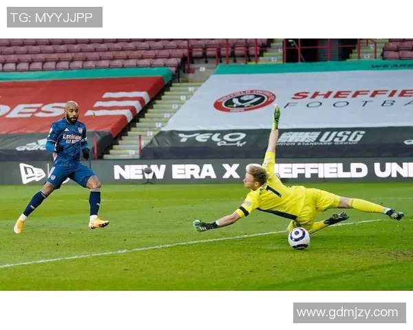 足球明星在精彩比赛中的绝妙表现与经典瞬间回顾视频合集 足球明星在精彩比赛中的绝妙表现与经典瞬间回顾视频合集