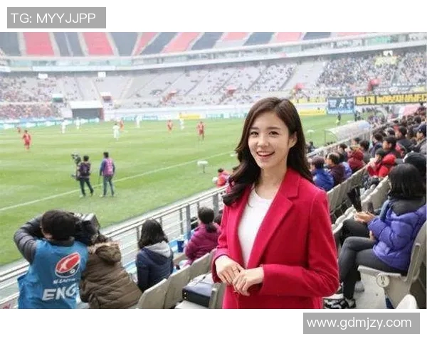 韩国女明星与足球明星的恋情揭秘背后的甜蜜与挑战 韩国女明星与足球明星的恋情揭秘背后的甜蜜与挑战